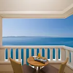 And Luxury Dream