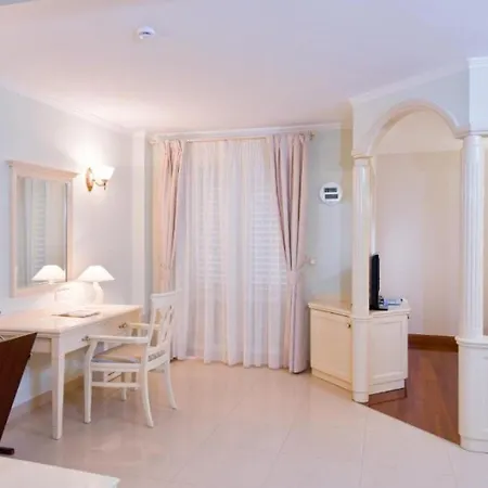 And Beachfront Luxury Brela