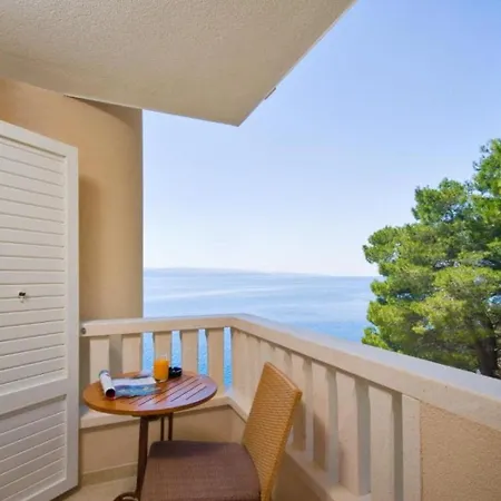 Guest house And Beachfront Luxury